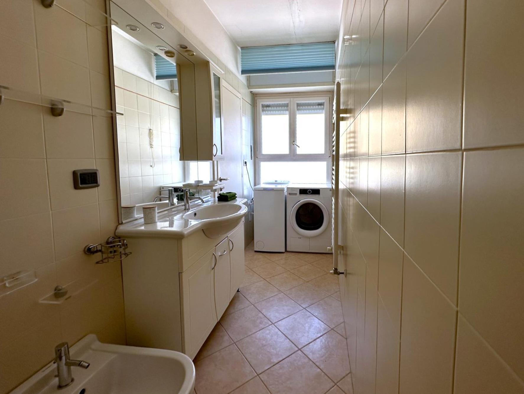 Centralissimo - Nuovo - Parcheggio Privato Perugia Exteriör bild
